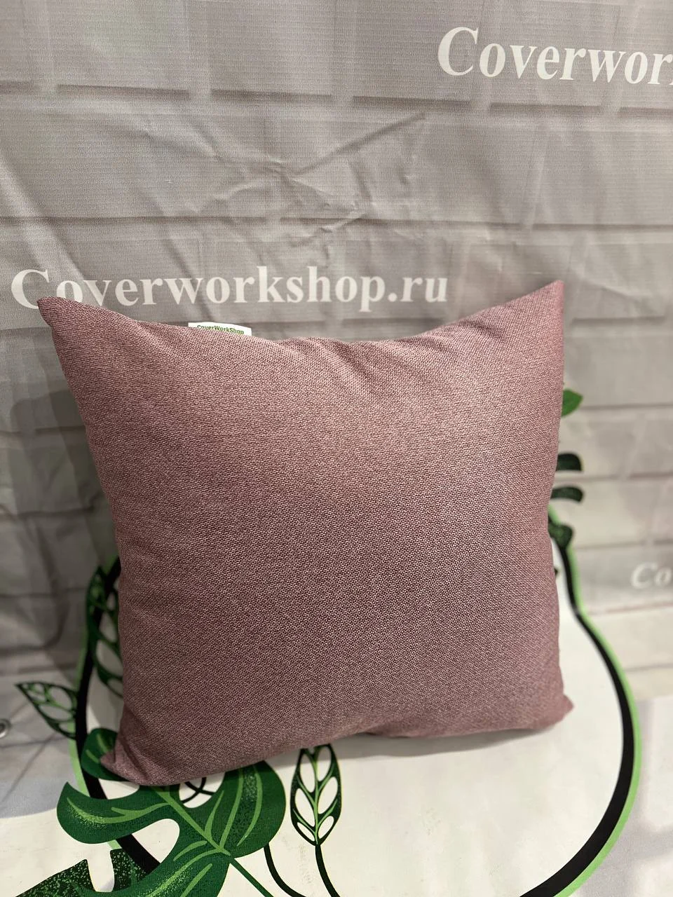 Пошив подушек из мебельной ткани