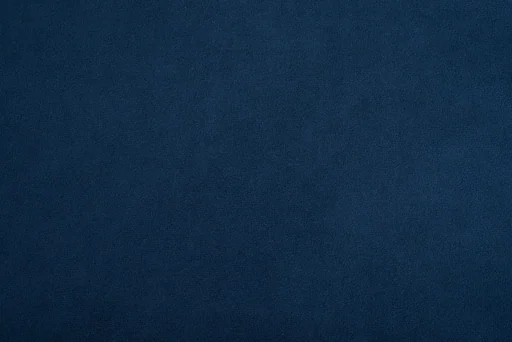 Selfie dark blue